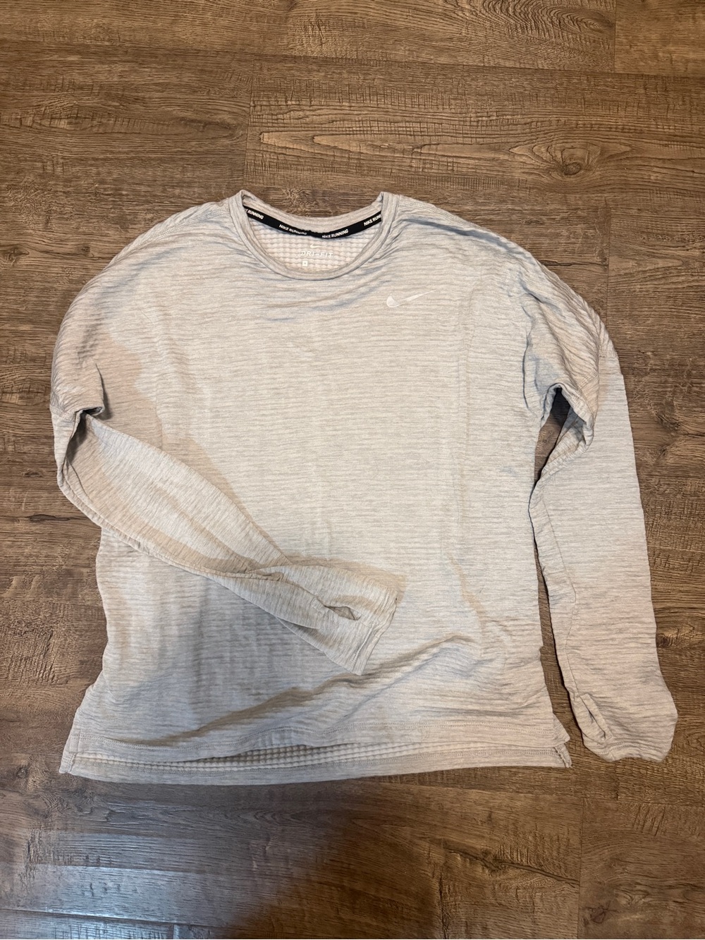 Nike Women’s Light Gray Crewneck Pullover